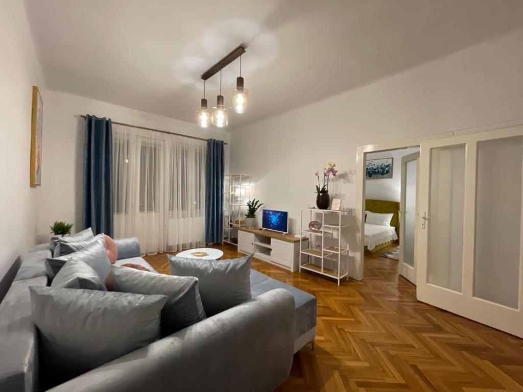 Cityviews Apartment Cluj Экстерьер фото